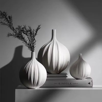 Aurrelian Norway Vase Collection