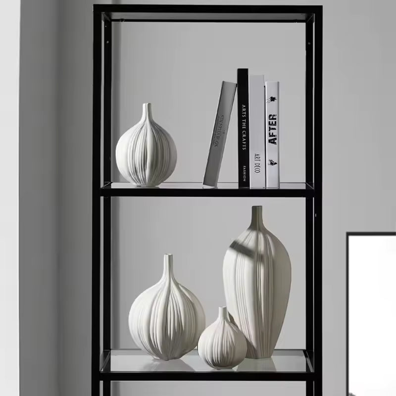 Aurrelian Norway Vase Collection